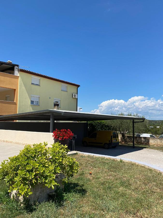 Guesthouse Casa Barbaro Rovinjsko Selo Exterior foto